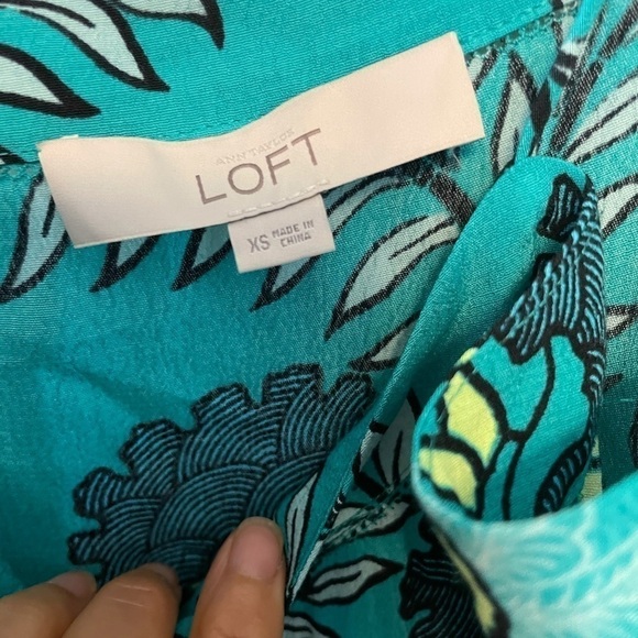 LOFT spaghetti strap top - Picture 3 of 3